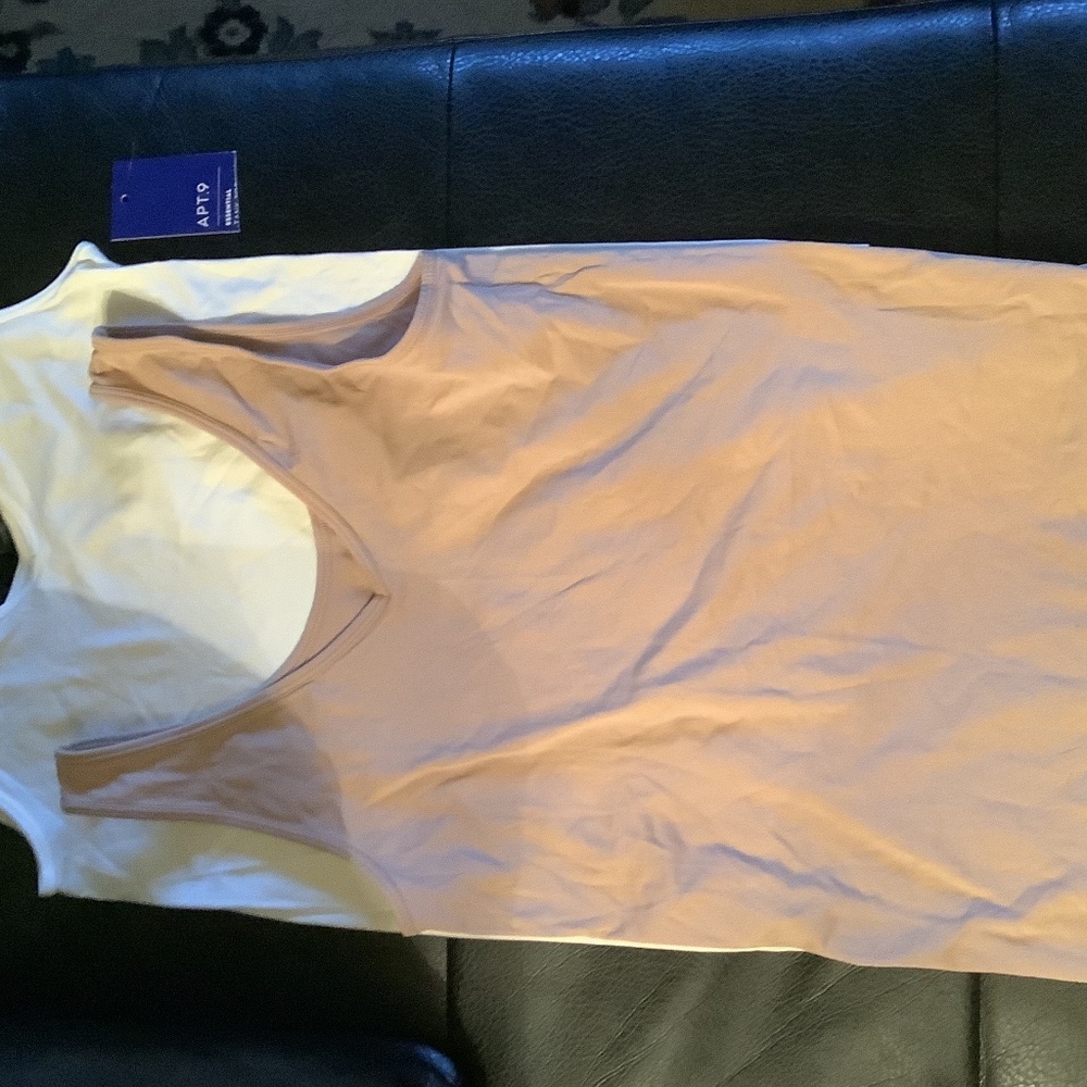 A.P.T.9 Tan & Cream Size S/M Stretch Tank Tops